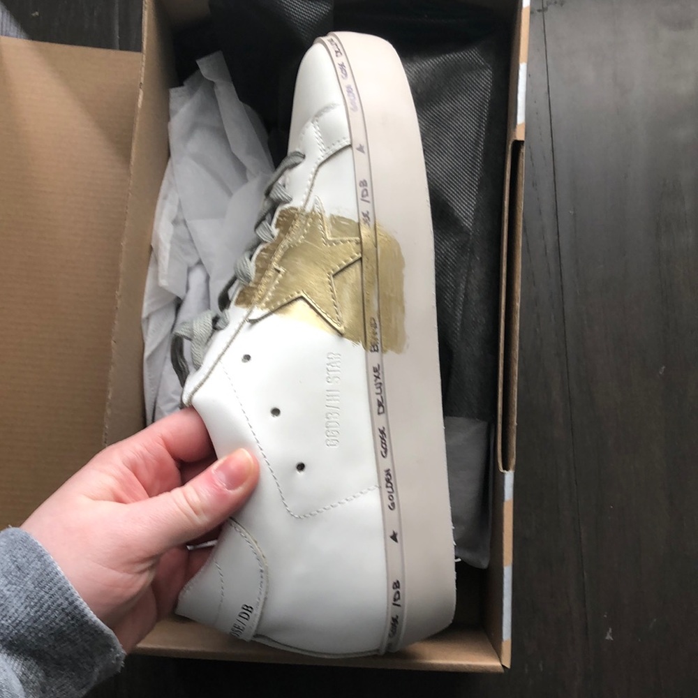 NEW GOLDEN GOOSE SNEAKERS